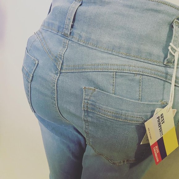 Destroyed Ripped Denim Jeans - Picture 3 of 3